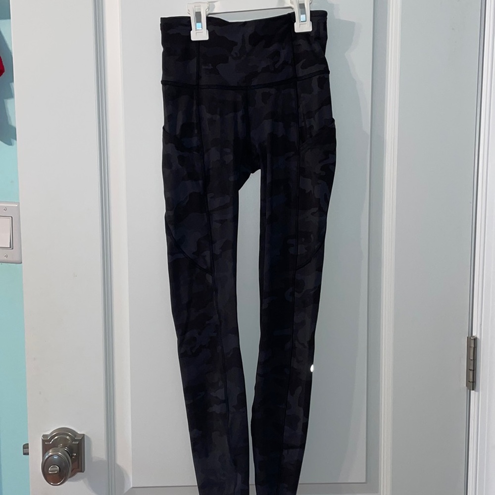 Grey camo lululemon leggings